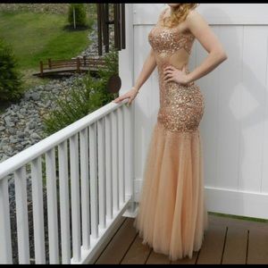 Jovani- size 6 prom dress